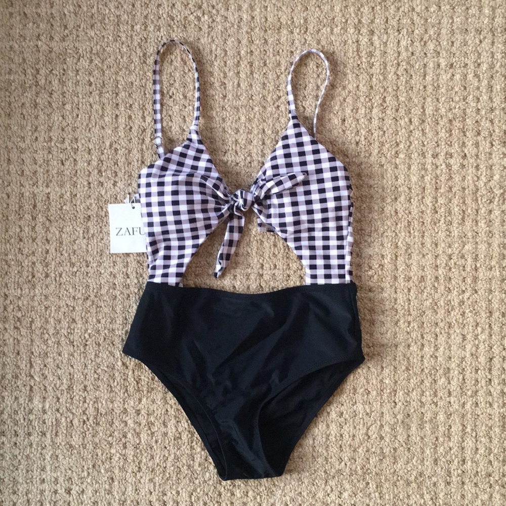 One piece cutout gingham swimsuit